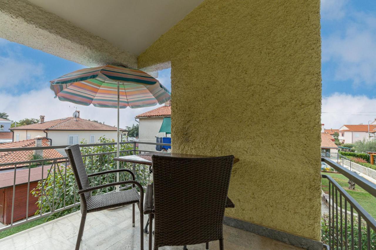 Mima Apartment Porec Bagian luar foto