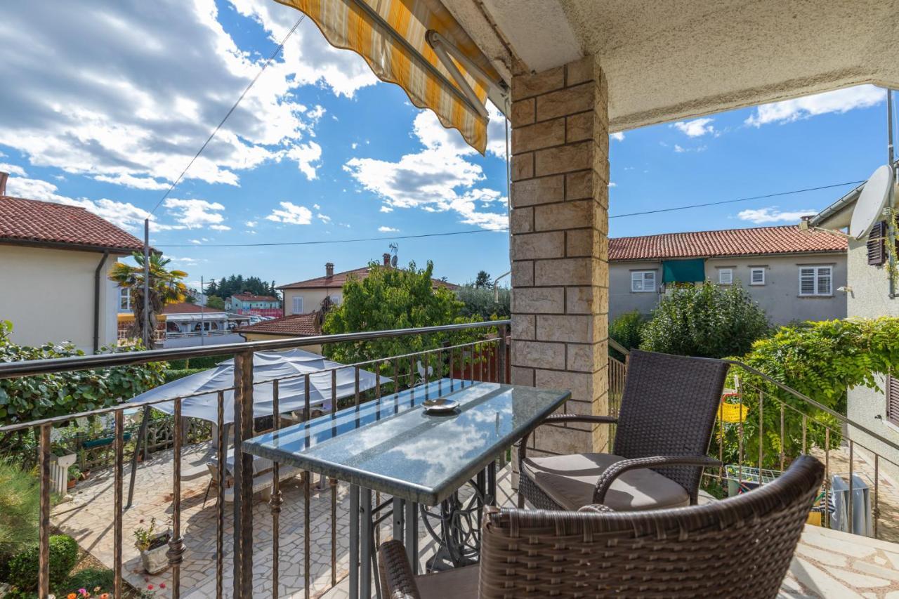 Mima Apartment Porec Bagian luar foto